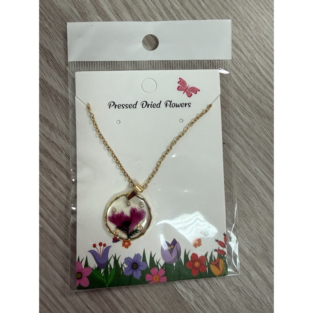 NWT Pressed Dried Flowers Fuchsia Floral Vibrant Bezel Gold Pendnat Necklace 10"